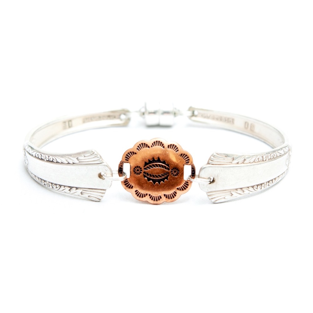 Ornate Copper Connector Bracelet: Eye